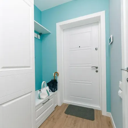 Happy Apartment, Warmth, Comfort, Turquoise Kyiv Exterior photo
